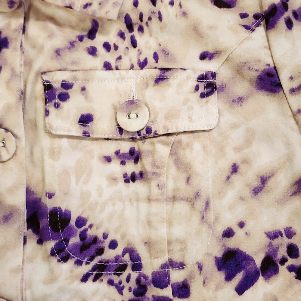 Chicos Women's Jacket Sz 1 Beige Purple Animal Print Button M Size‎ 8 - Picture 4 of 9